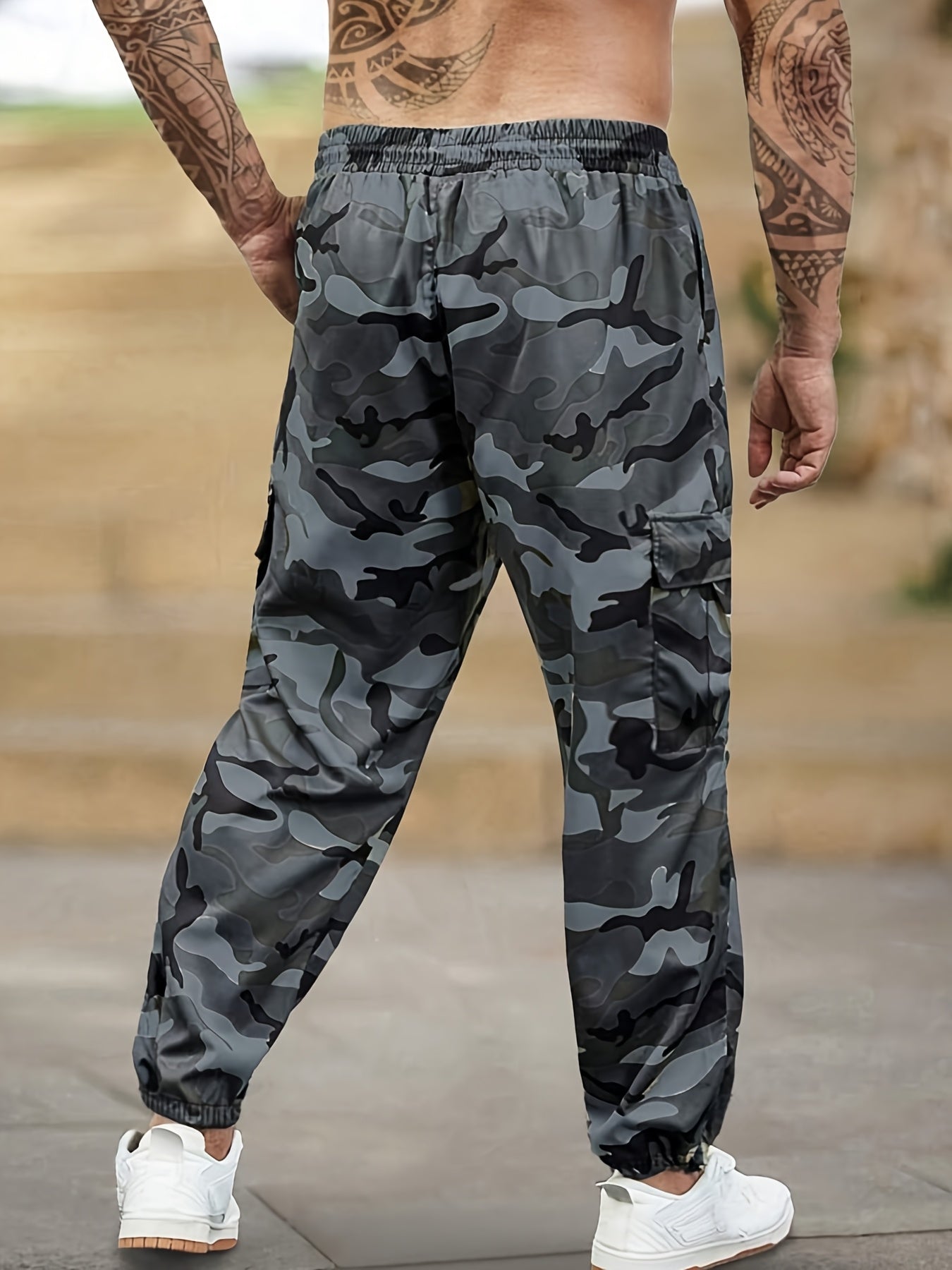 Men's & Women's Lightweight Camouflage Cargo Pants - Casual Joggers