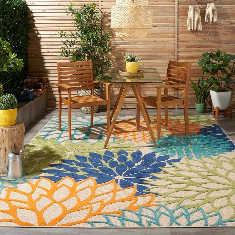 Indoor/Outdoor Multicolor 7' x 10' Area Rug (Black & White only)