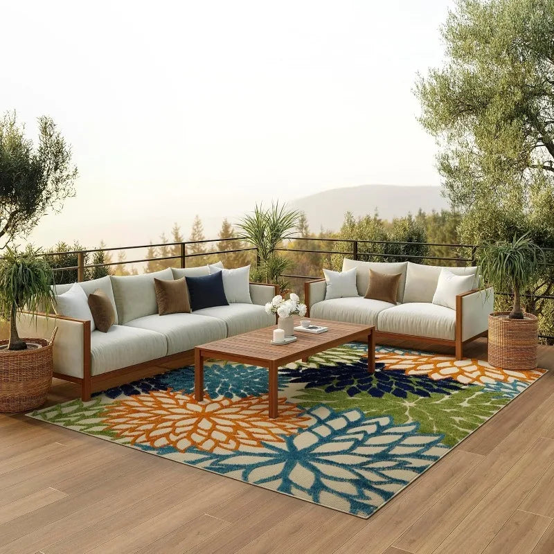 Indoor/Outdoor Multicolor 7' x 10' Area Rug (Black & White only)