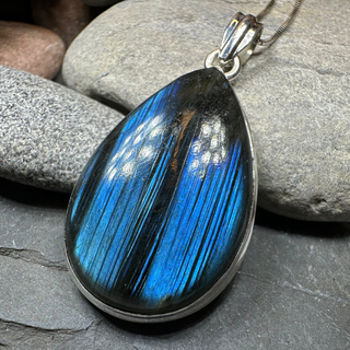 Blue Night Teardrop Labradorite Necklace