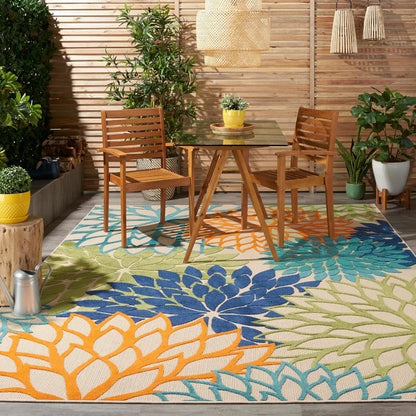 Indoor/Outdoor Multicolor 7' x 10' Area Rug (Black & White only)