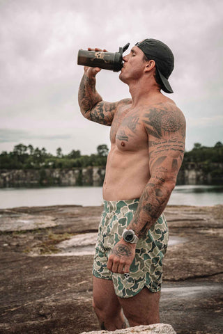 26 oz Shaker Bottle with Fixed Mixer