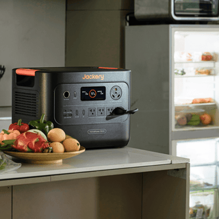 Jackery Solar Generator  HomePower 3000